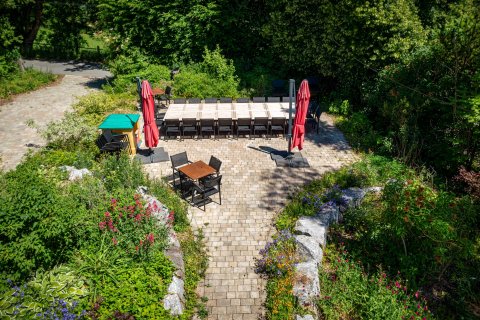 42 Alte Schule Deifeld Vakantiehuis Sauerland Winterberg Duitsland terras.